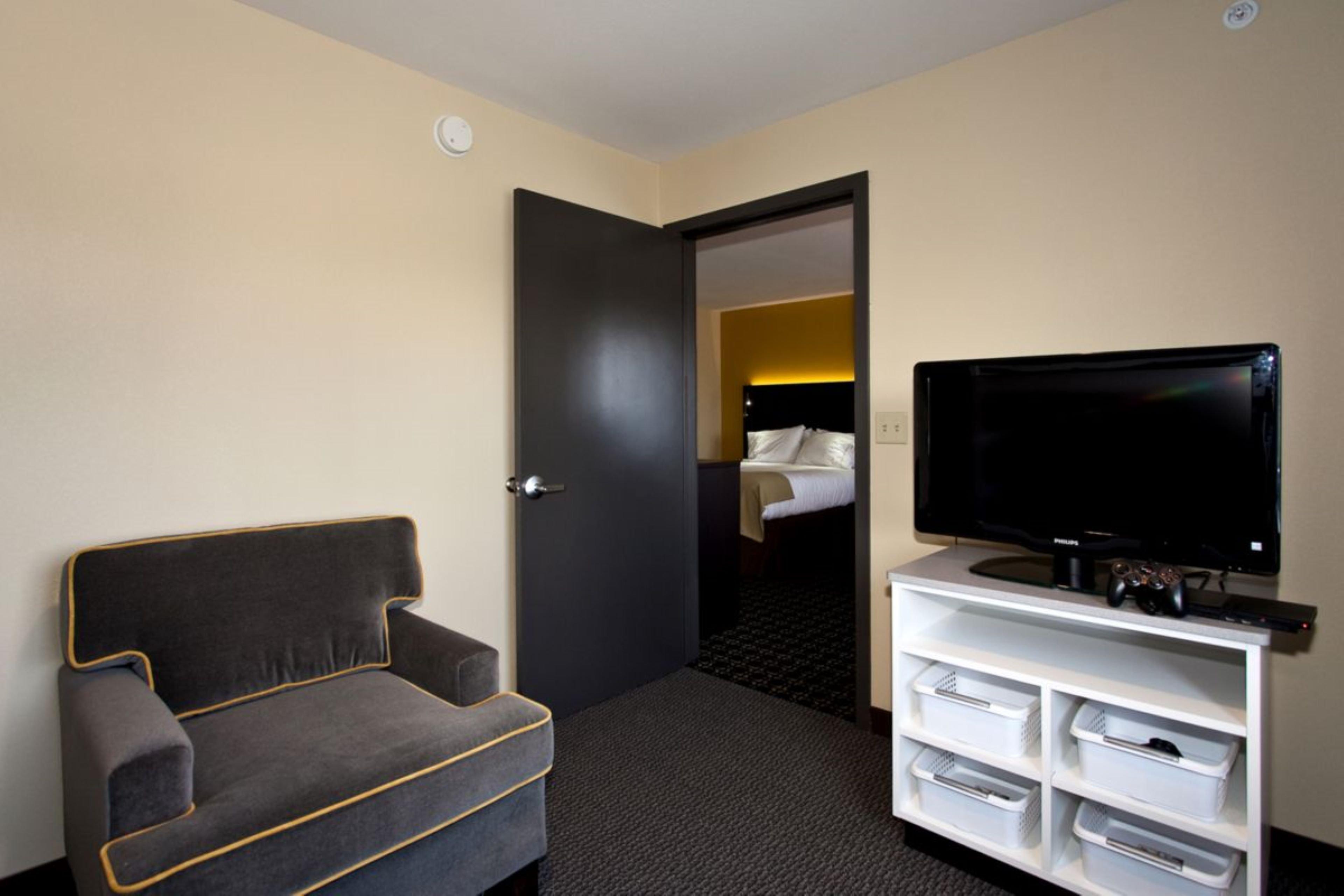 Holiday Inn Express Newton By Ihg Exterior foto