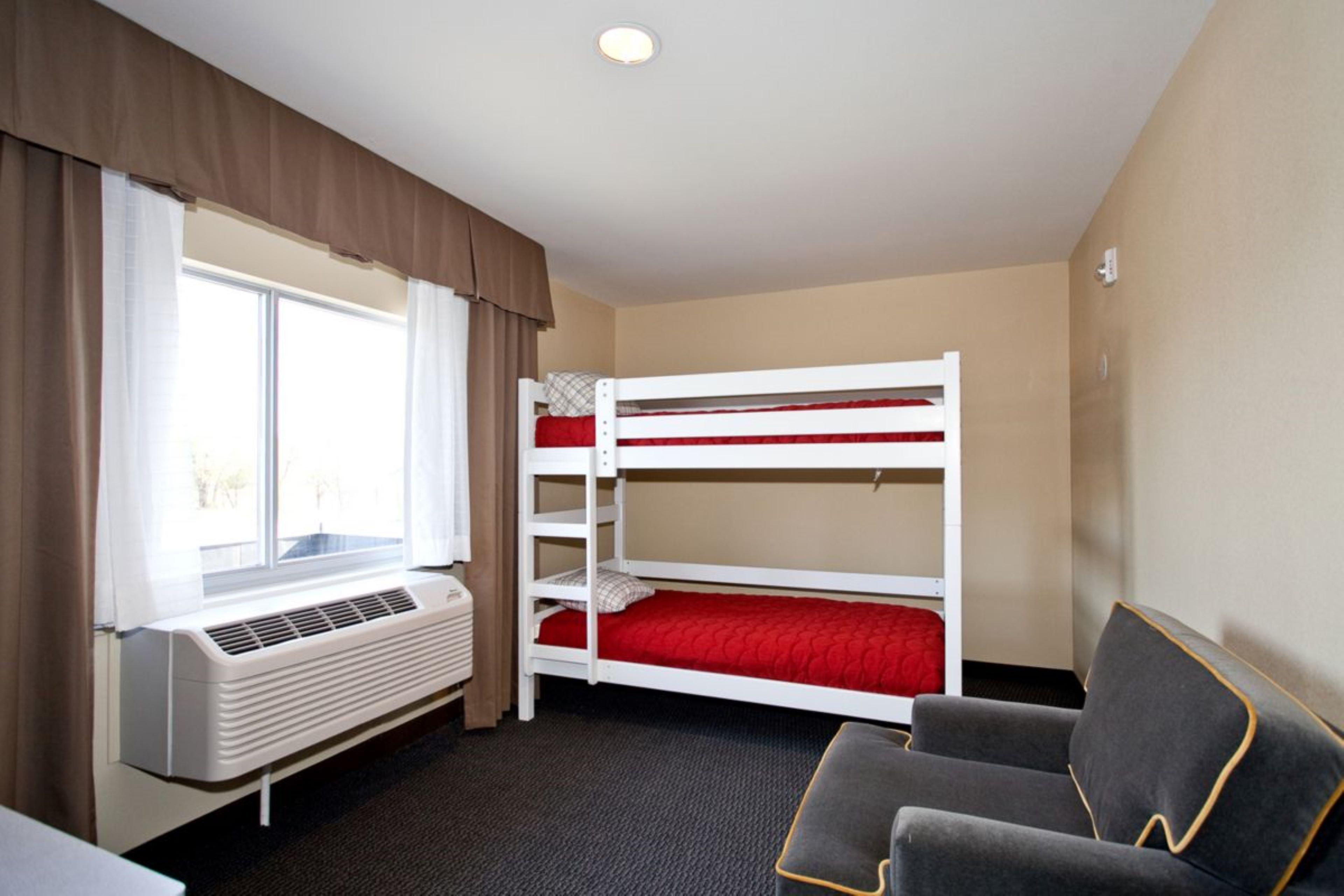 Holiday Inn Express Newton By Ihg Exterior foto