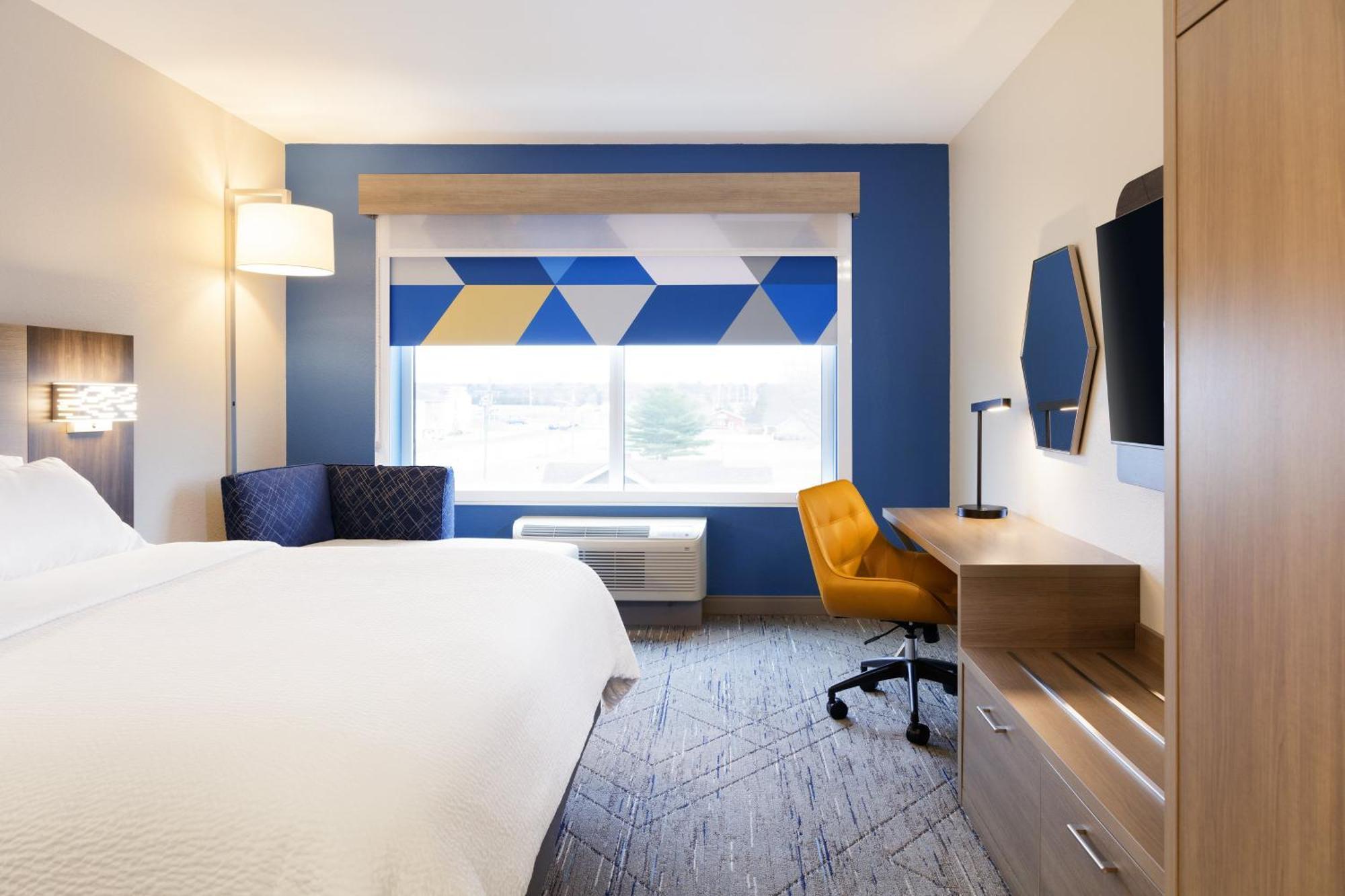 Holiday Inn Express Newton By Ihg Exterior foto